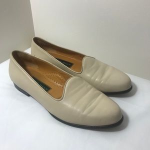 Cole Haan Womens Tan Leather Flat Shoes